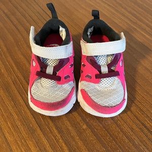 Toddler Girl Nike Free Run 2 Sneakers